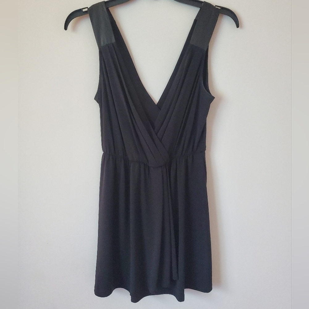 BCBGGeneration Black Short V-Neck and Vback Cocktail Mini Dress